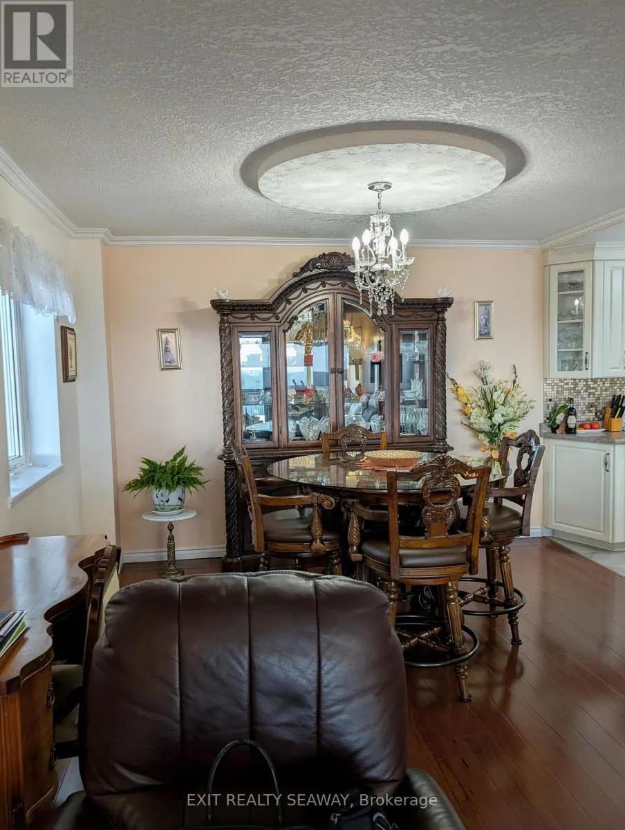 1107 - 308 SECOND STREET E