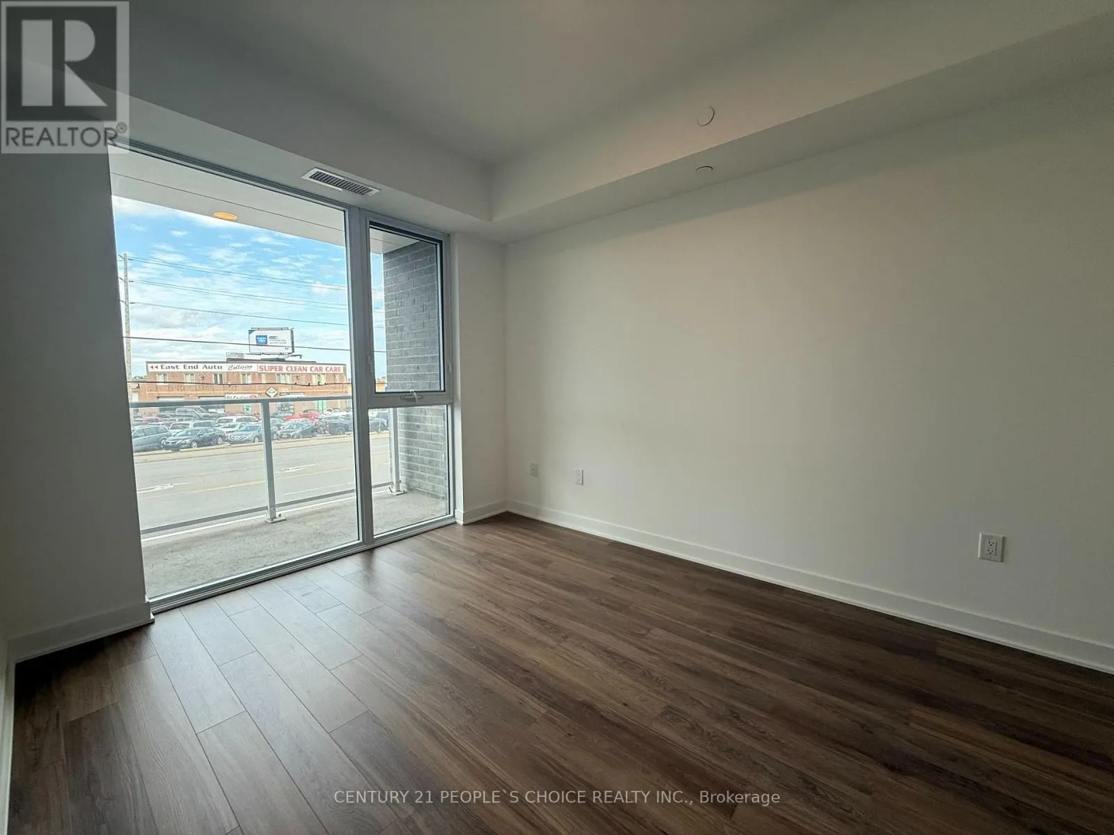 106 - 2782 BARTON ESTATES E