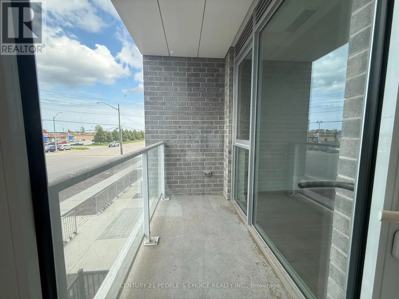 106 - 2782 BARTON ESTATES E