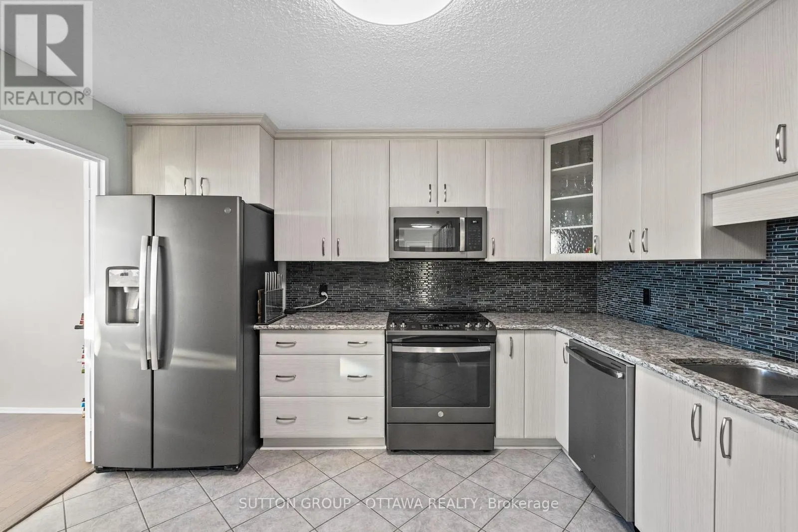 3360 SOUTHGATE ROAD