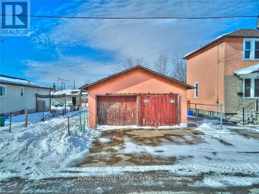 4129 DYSON AVENUE