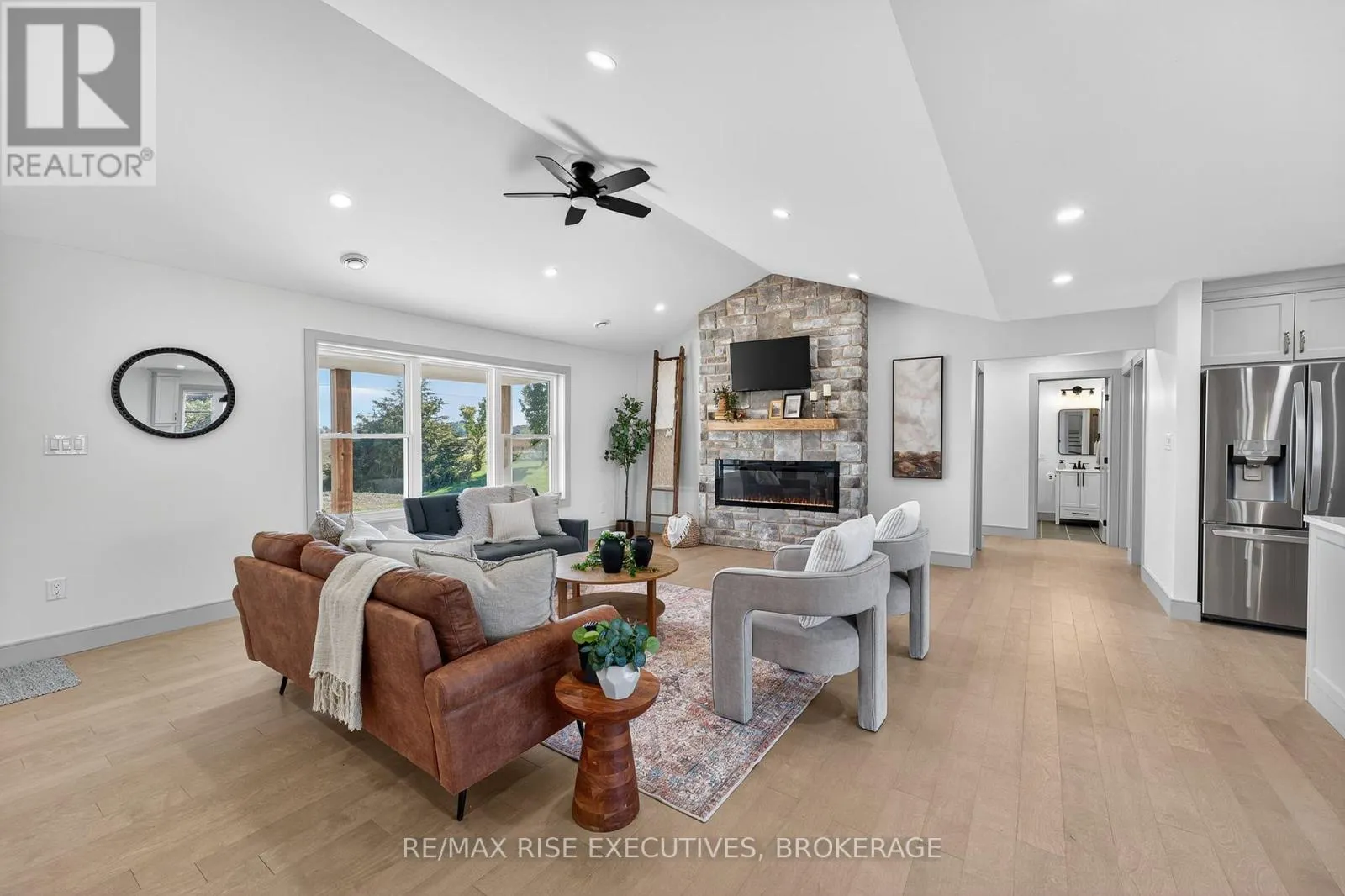 2206 SANDS ROAD