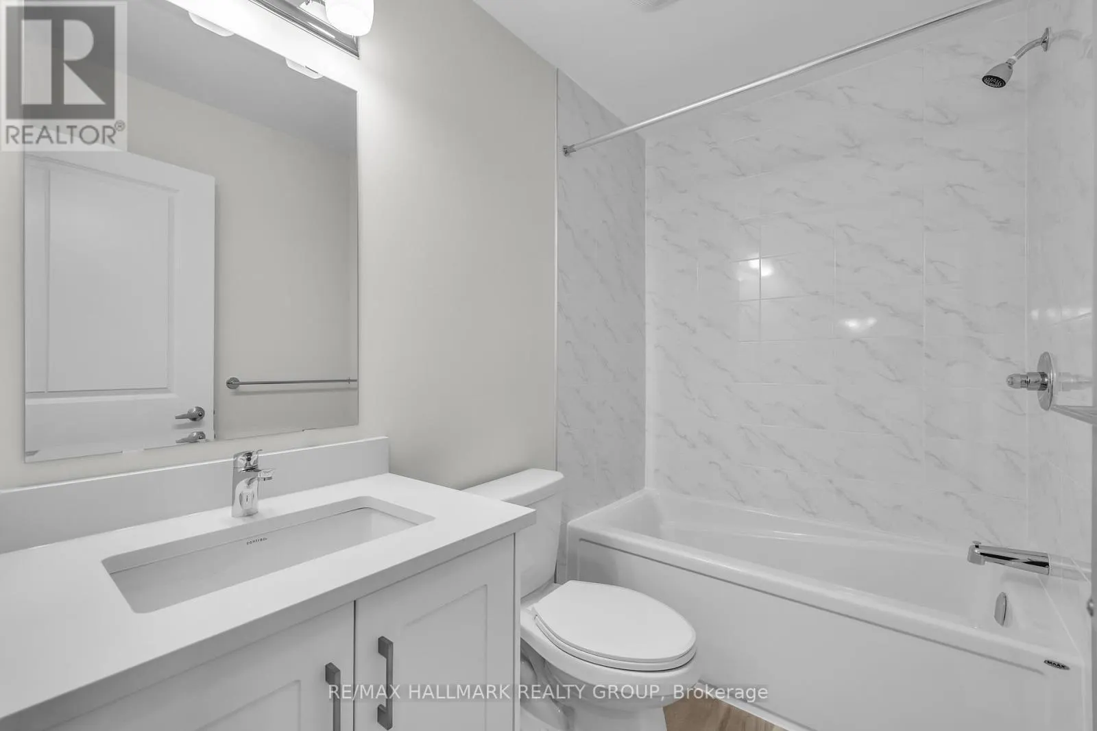 2526 ESPIRIT DRIVE