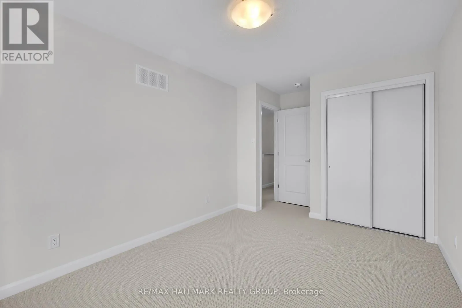 2526 ESPIRIT DRIVE