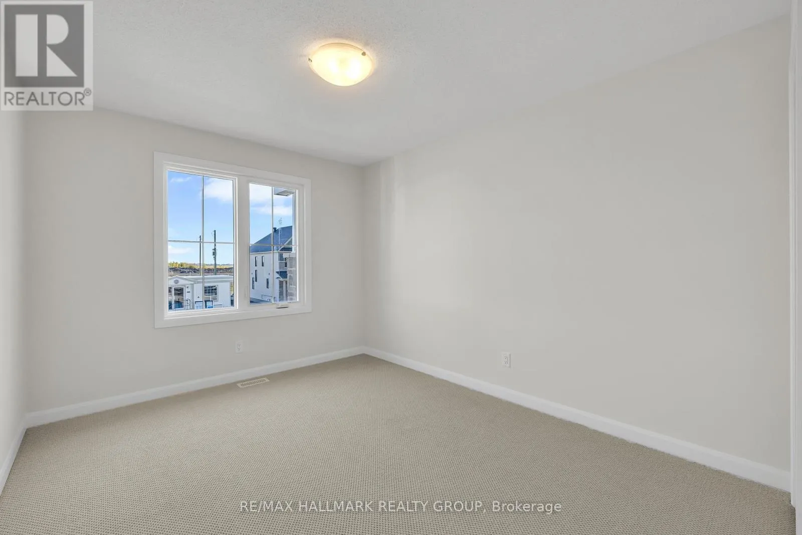 2526 ESPIRIT DRIVE