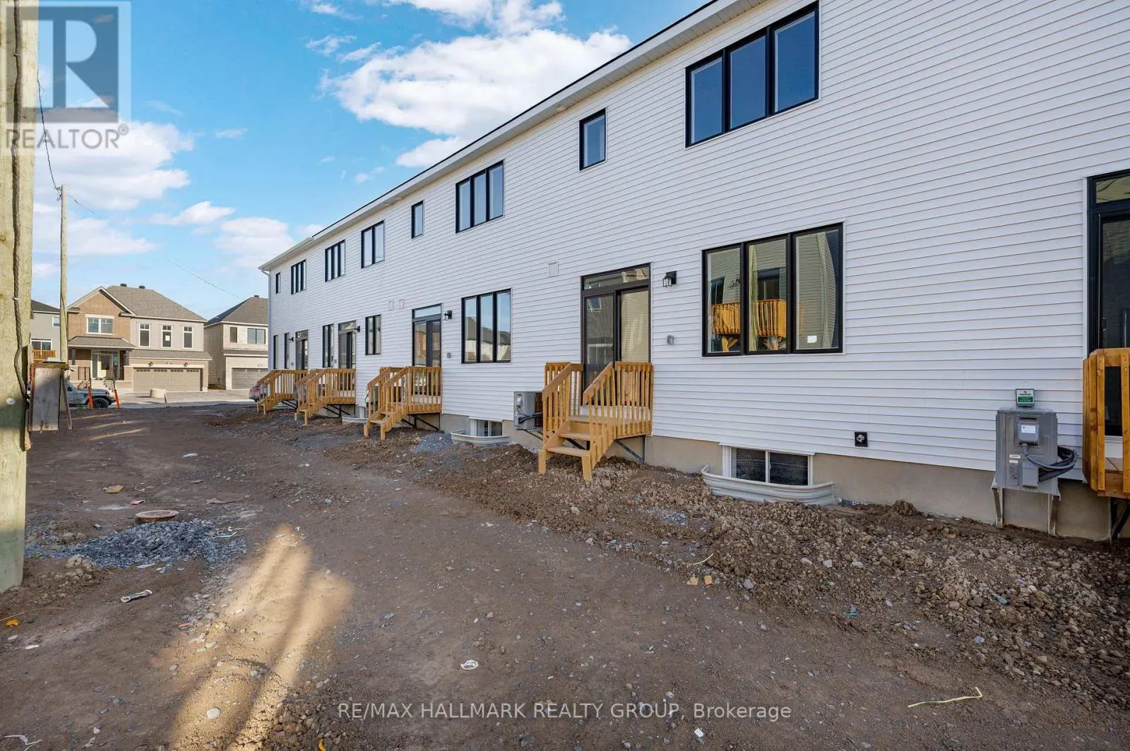 2526 ESPIRIT DRIVE