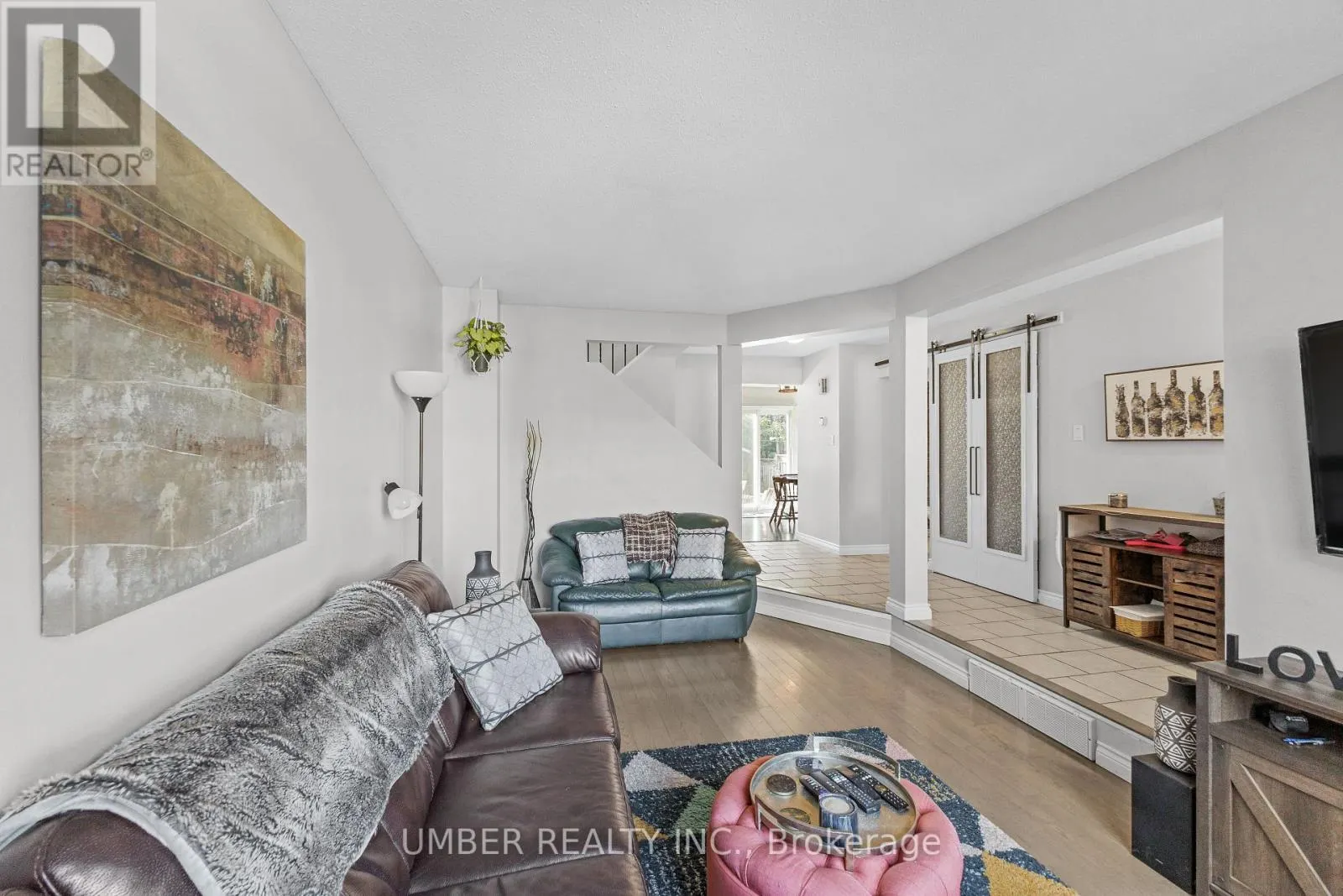 1130 ST EMMANUEL TERRACE