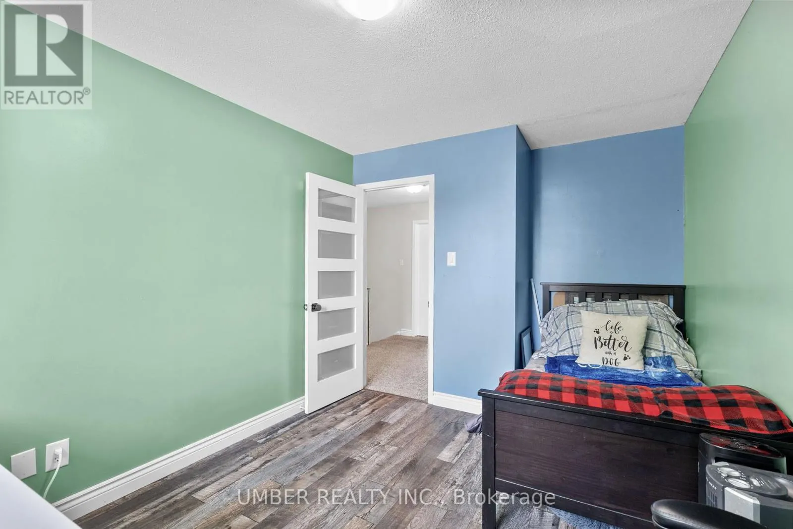 1130 ST EMMANUEL TERRACE