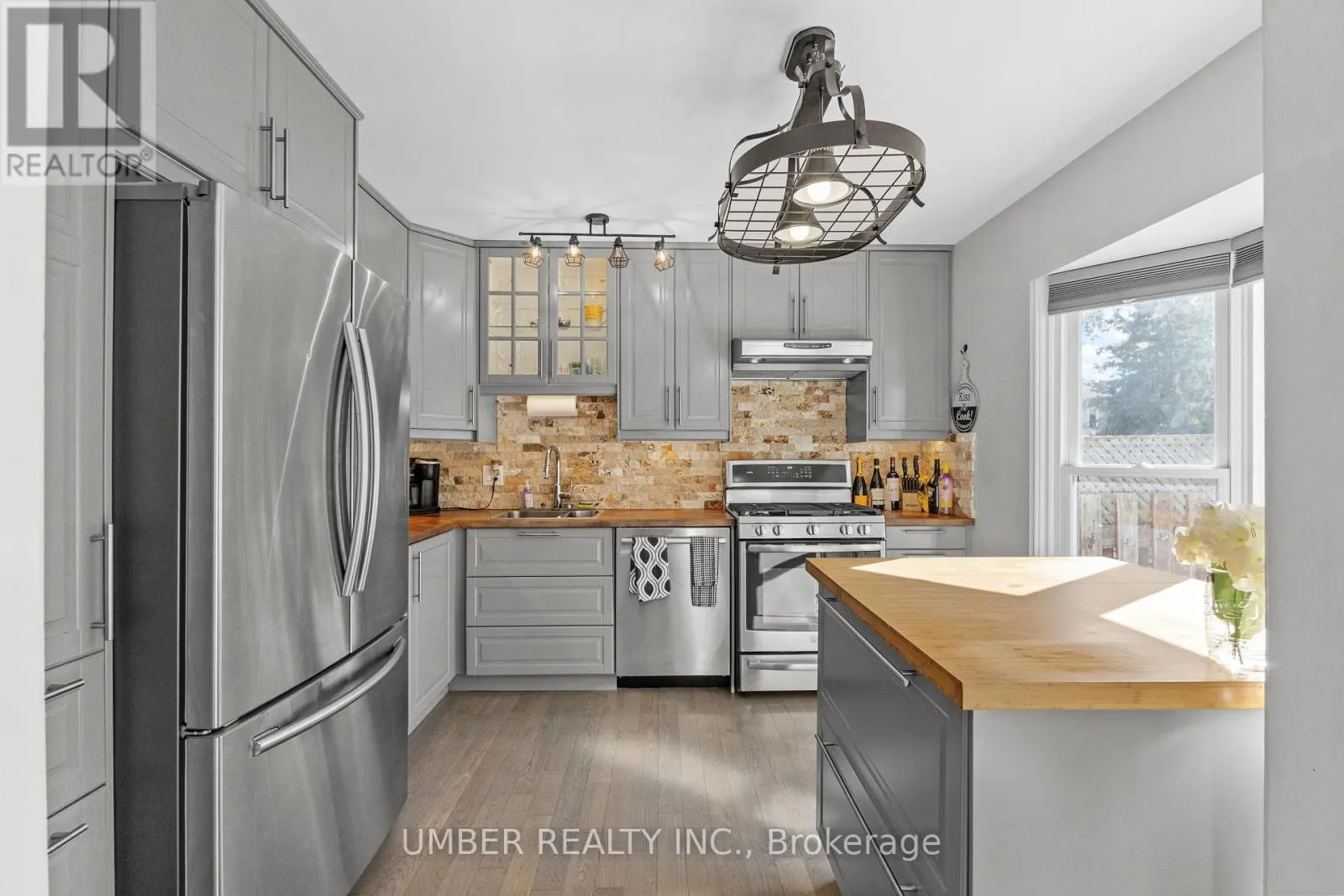 1130 ST EMMANUEL TERRACE