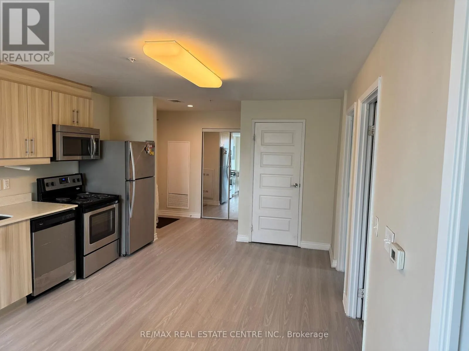 502 - 160 KING STREET N