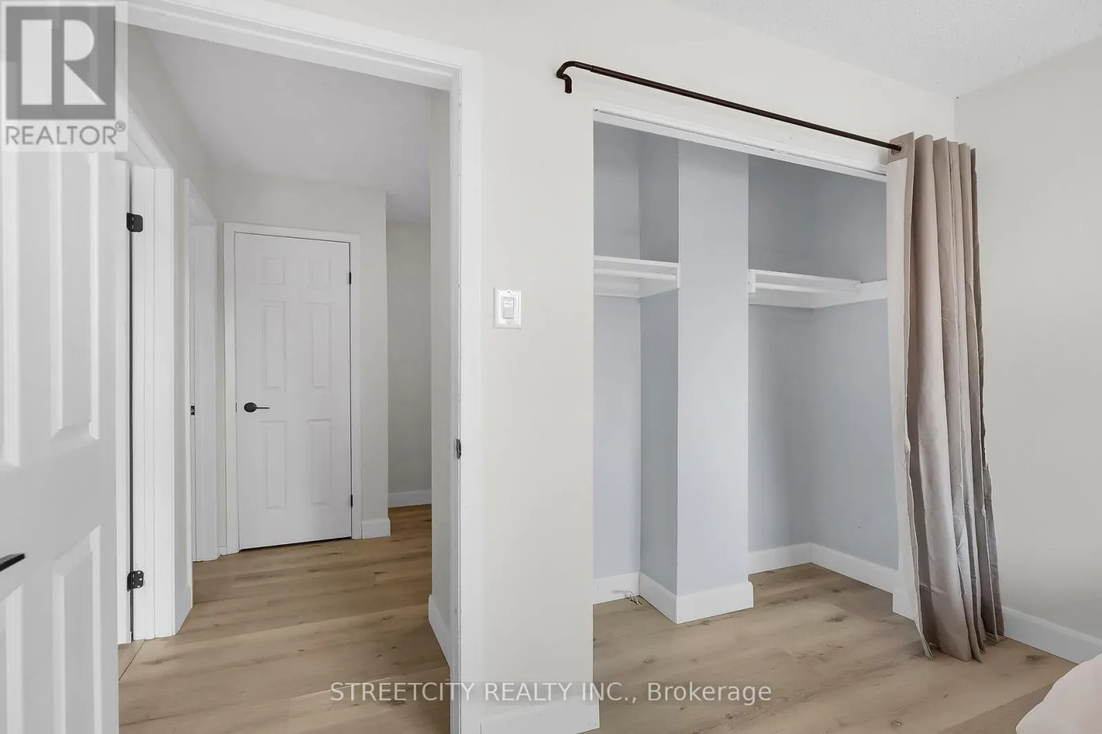 402 HOMESTEAD COURT