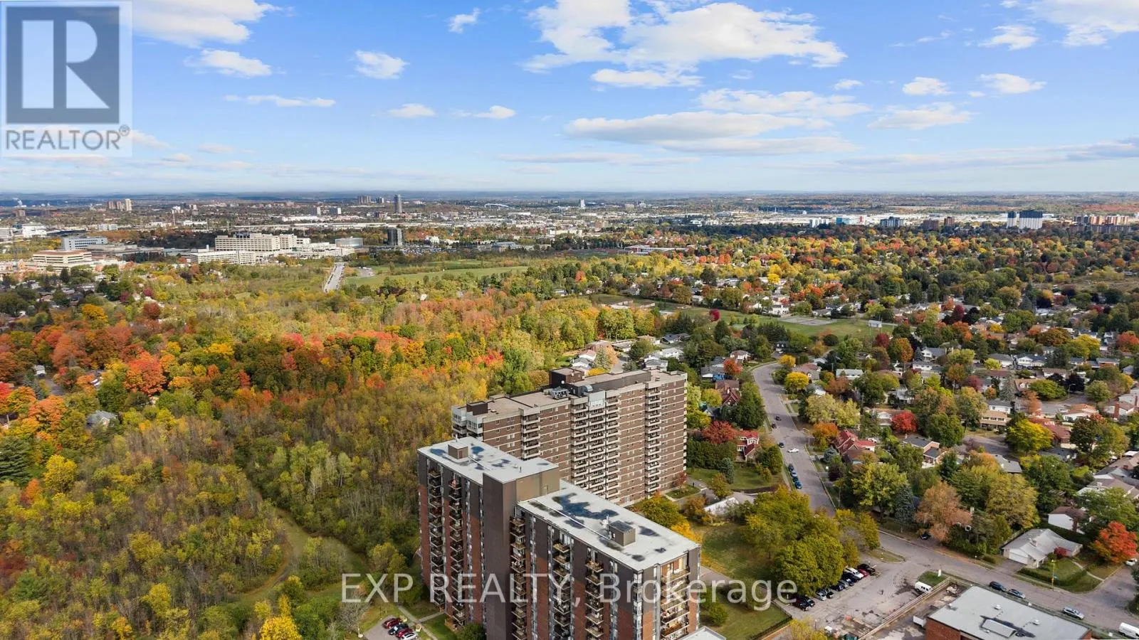 903 - 1705 PLAYFAIR DRIVE