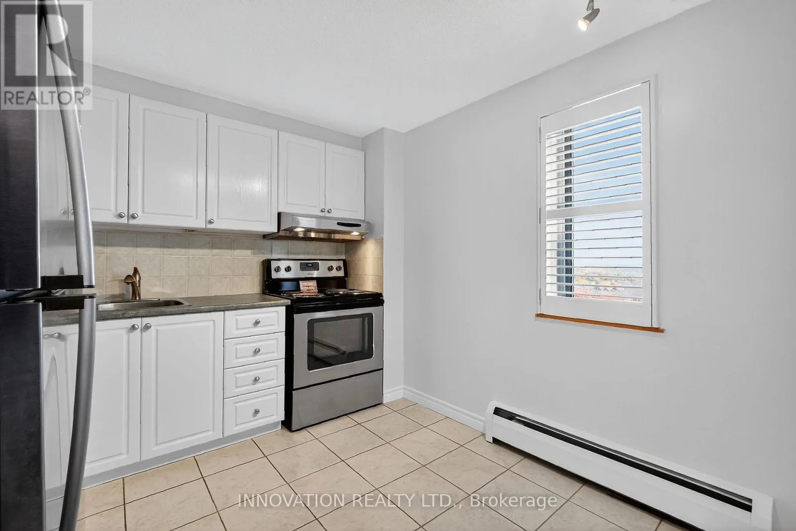 1015 - 915 ELMSMERE ROAD