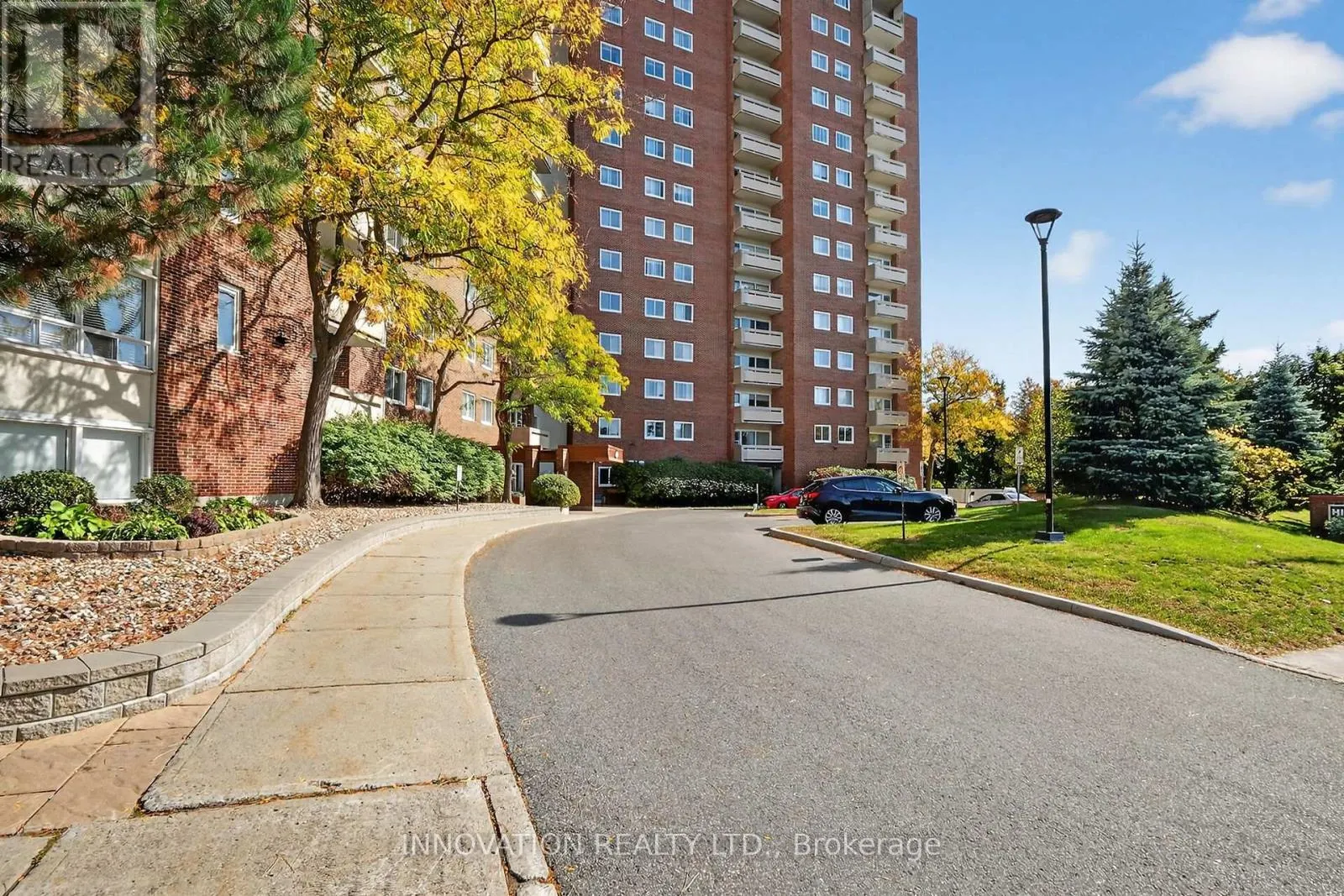 1015 - 915 ELMSMERE ROAD