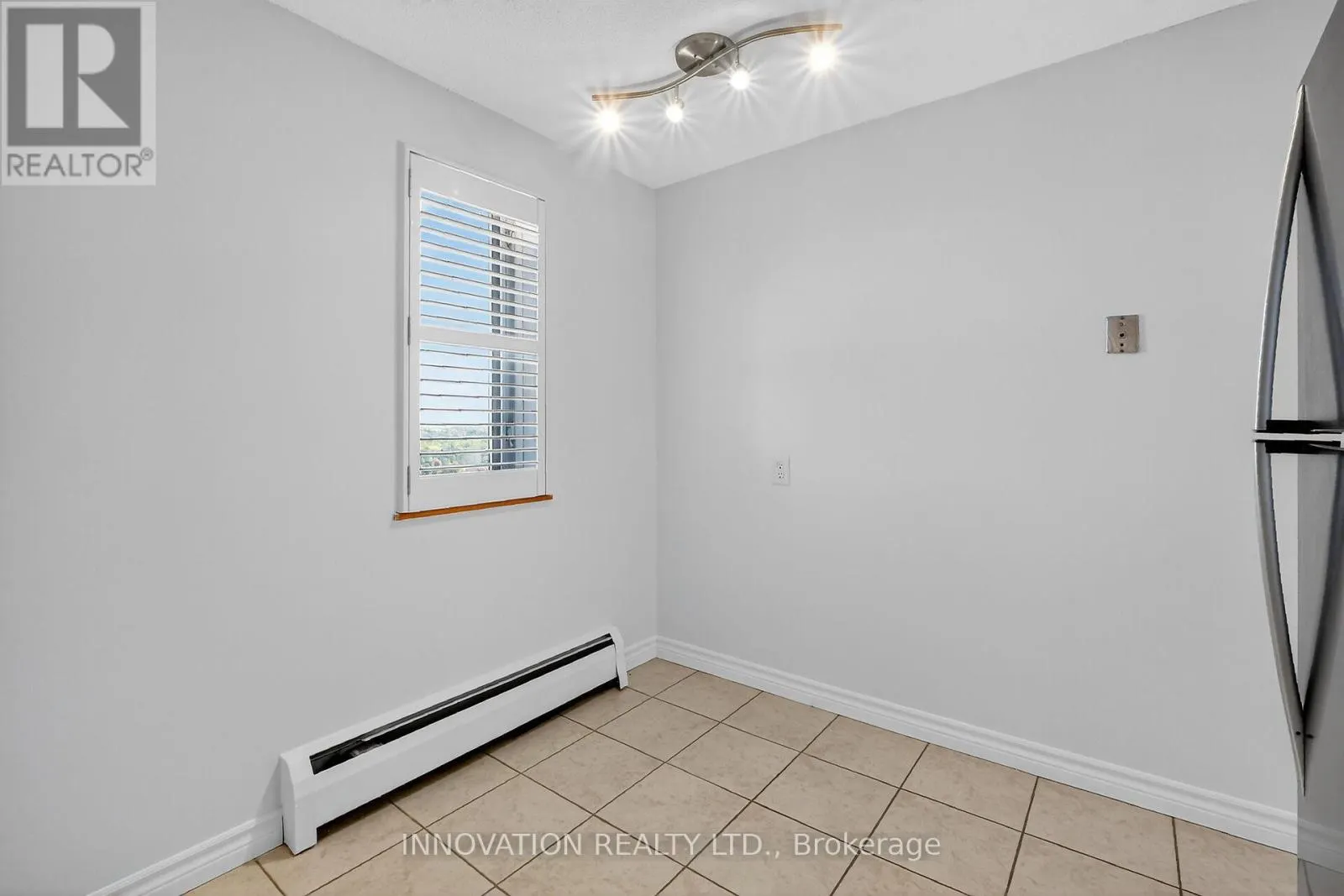 1015 - 915 ELMSMERE ROAD