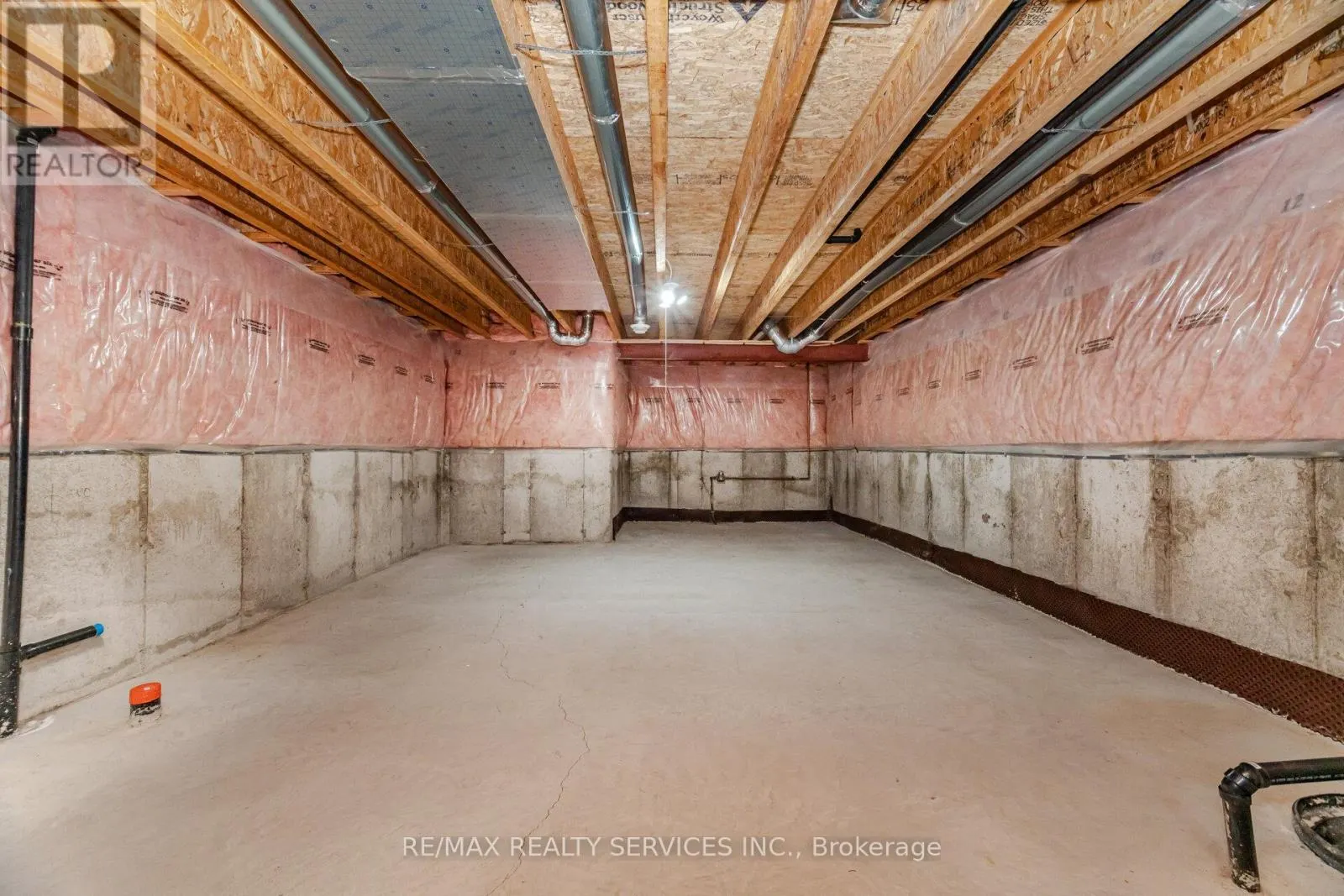 43 ROSE GLEN CRESCENT