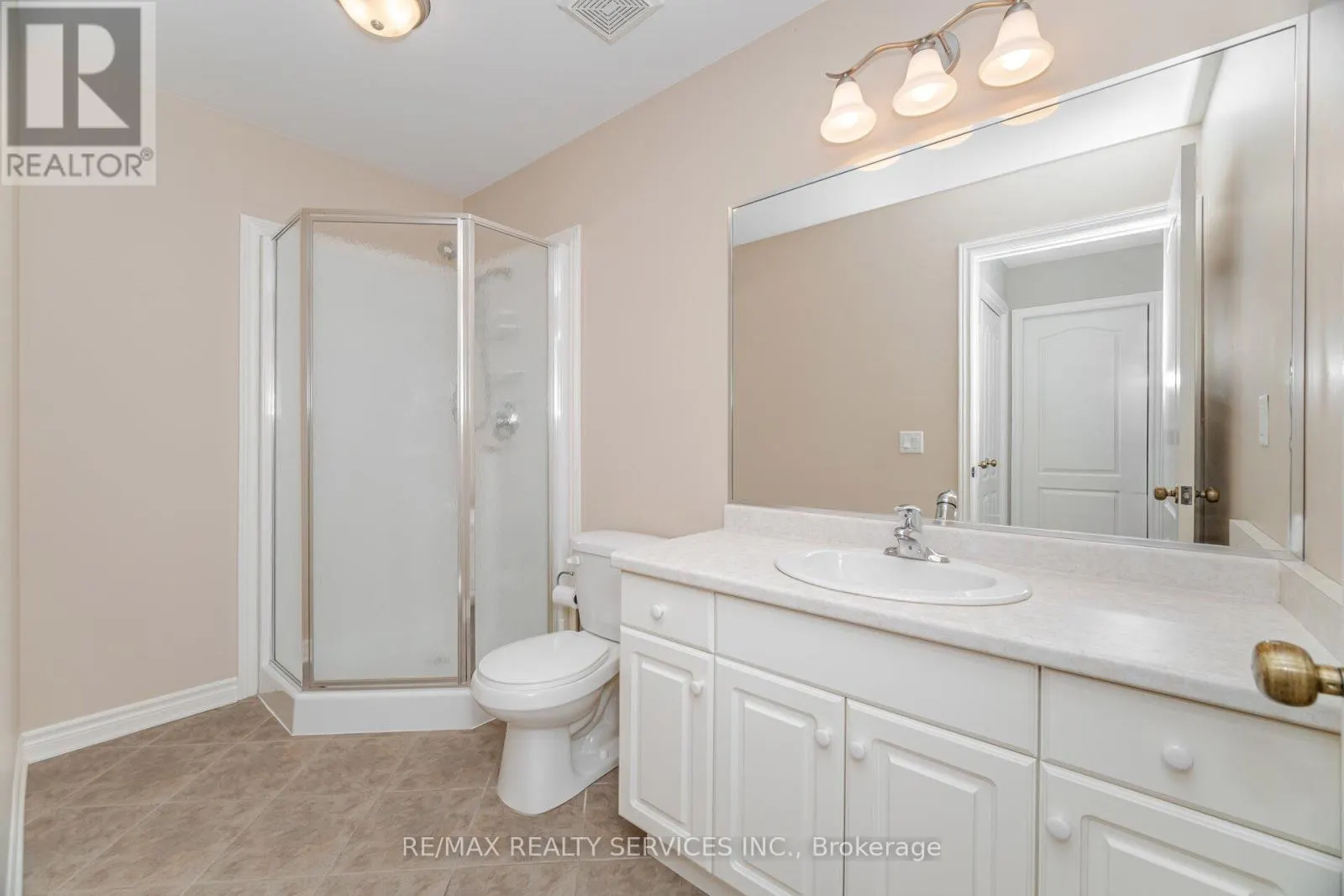 43 ROSE GLEN CRESCENT