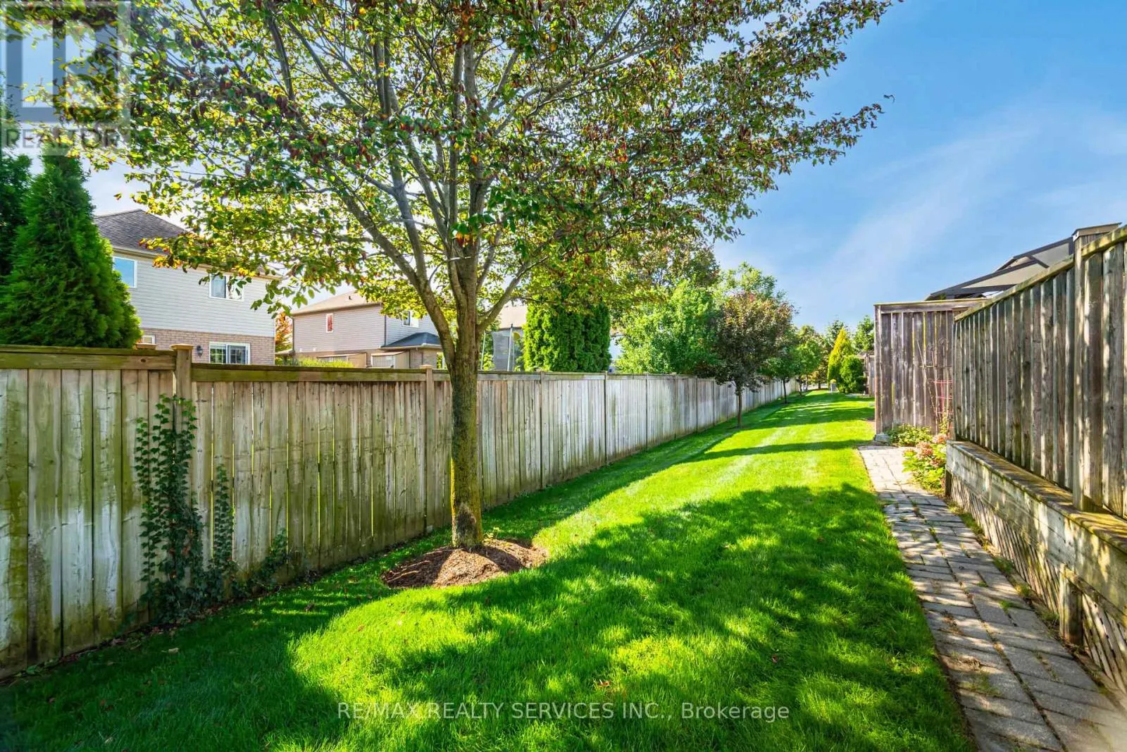 43 ROSE GLEN CRESCENT