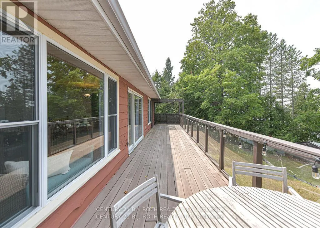 71 CAMPBELL BEACH ROAD