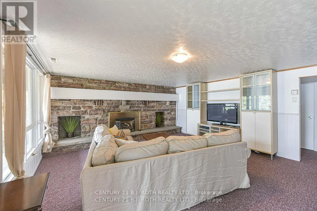 71 CAMPBELL BEACH ROAD