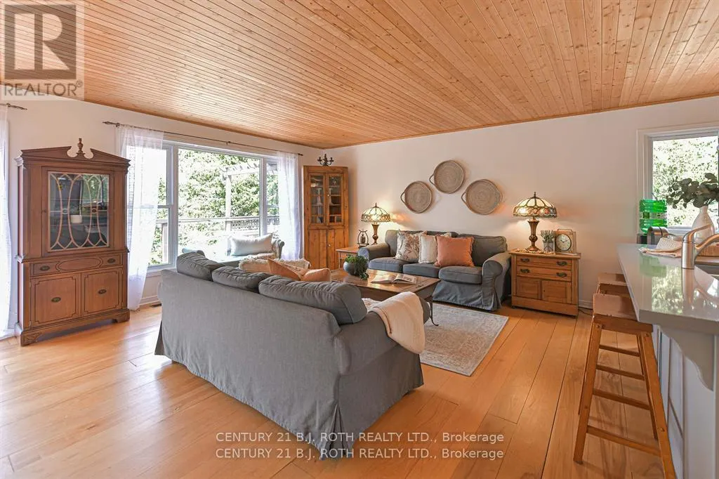 71 CAMPBELL BEACH ROAD