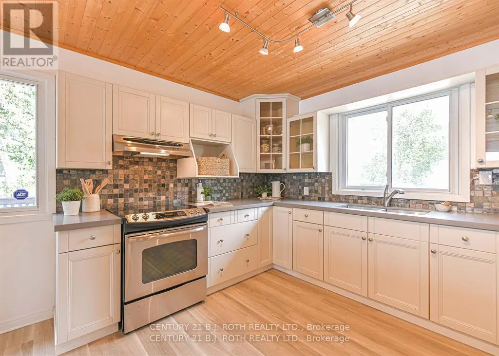 71 CAMPBELL BEACH ROAD