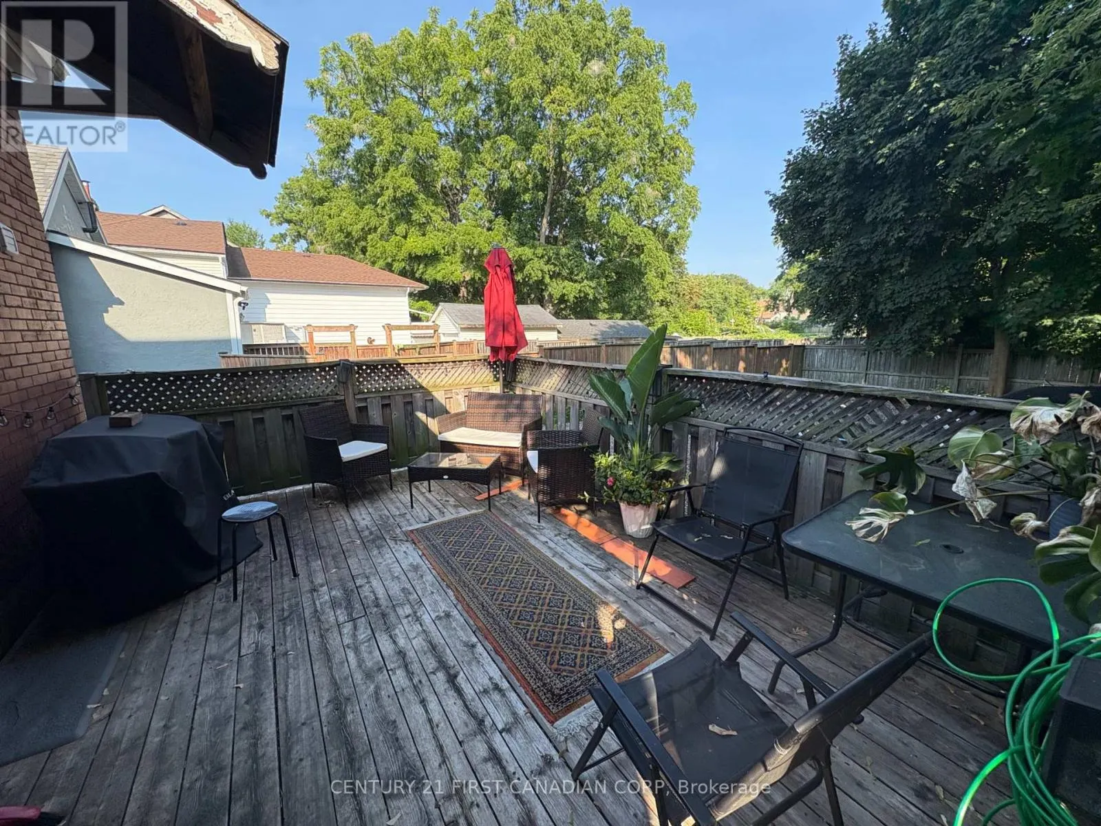 2 - 740 LORNE AVENUE, #2