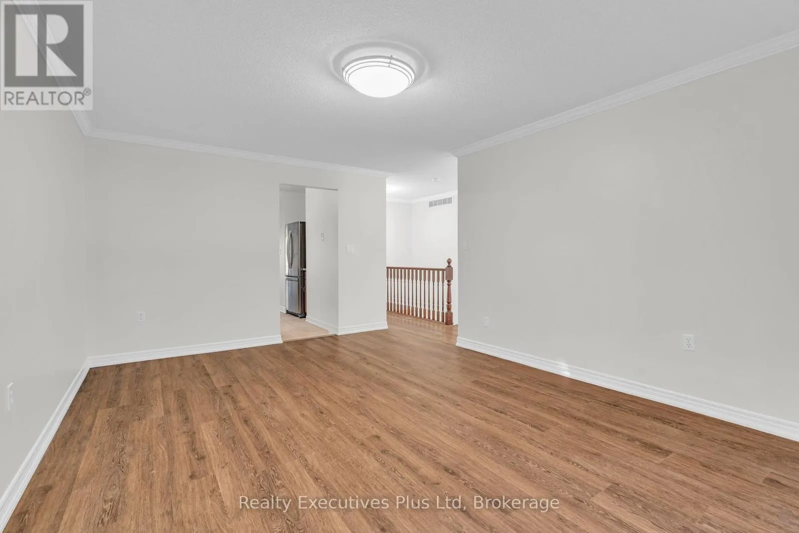 18 SPRUCEHAVEN COURT