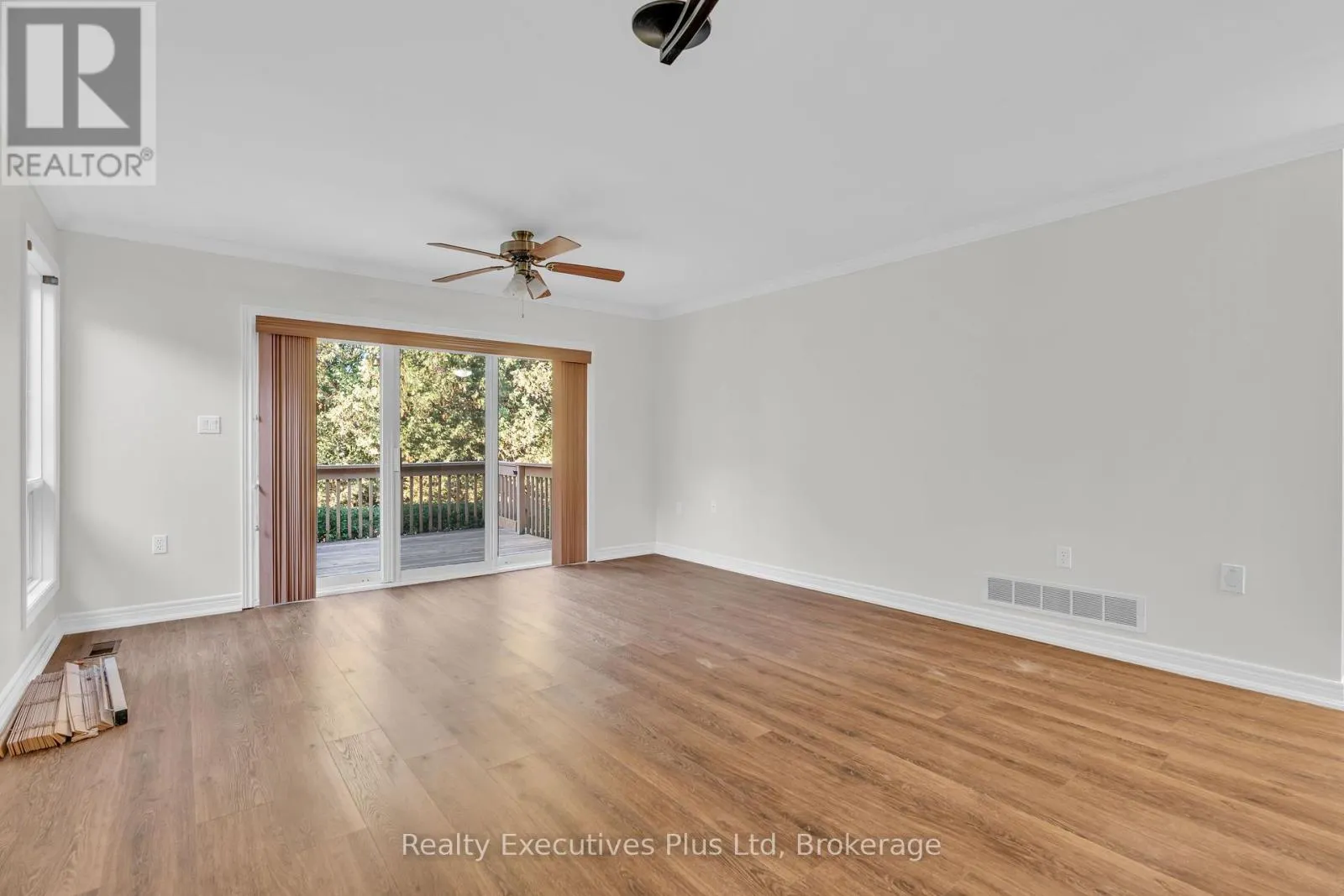 18 SPRUCEHAVEN COURT