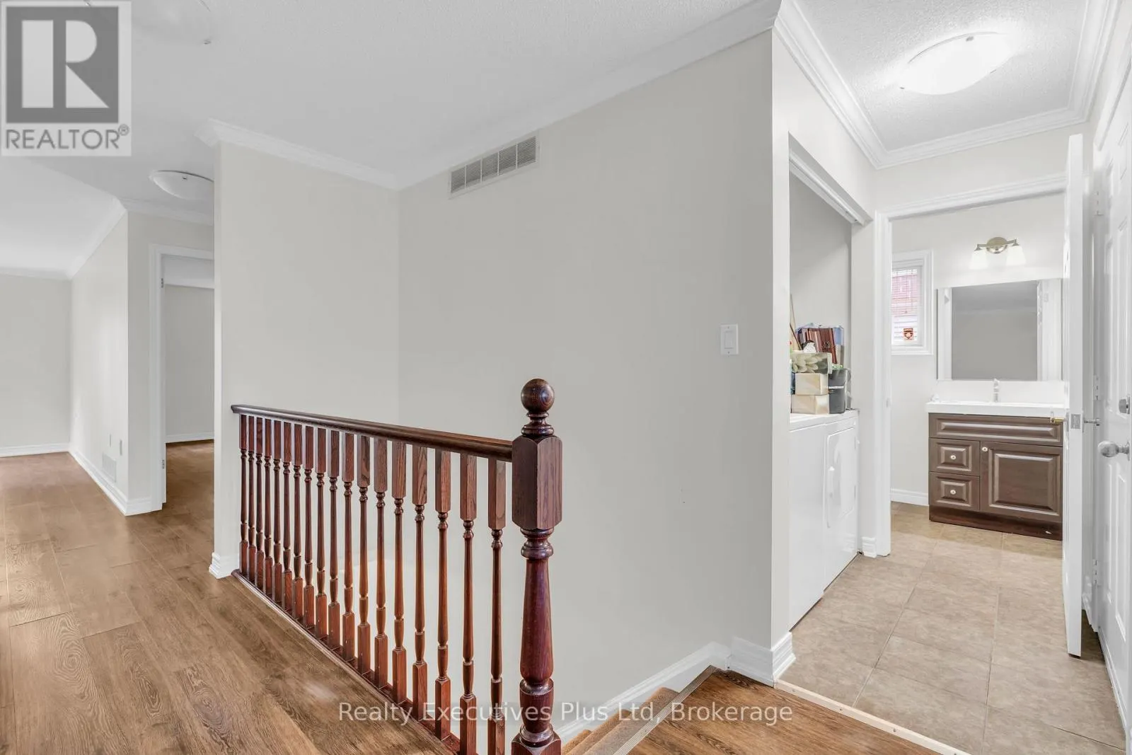 18 SPRUCEHAVEN COURT