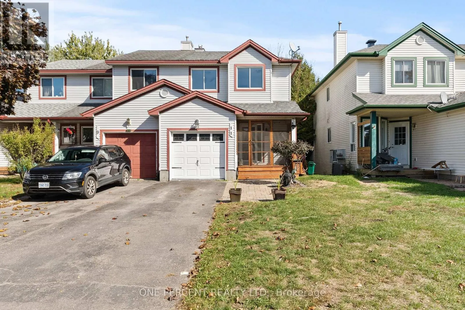 11 BOWEN CRESCENT