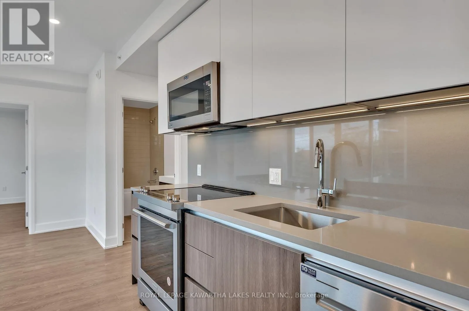 404 - 195 HUNTER STREET E, #404