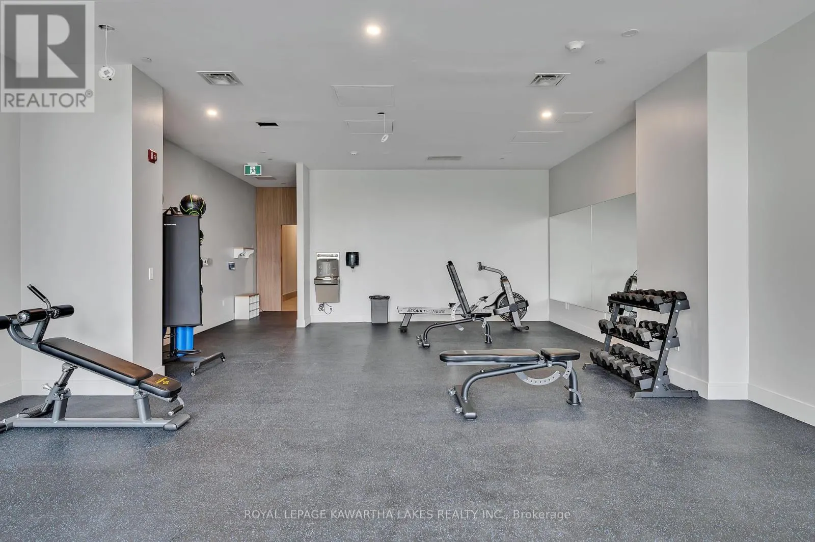 404 - 195 HUNTER STREET E, #404