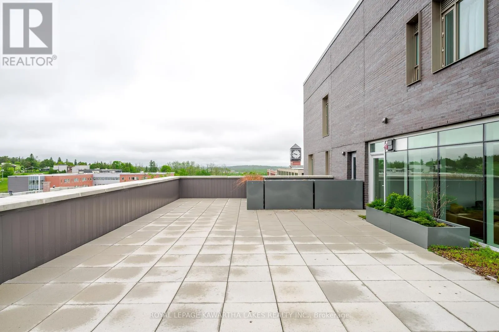 404 - 195 HUNTER STREET E, #404