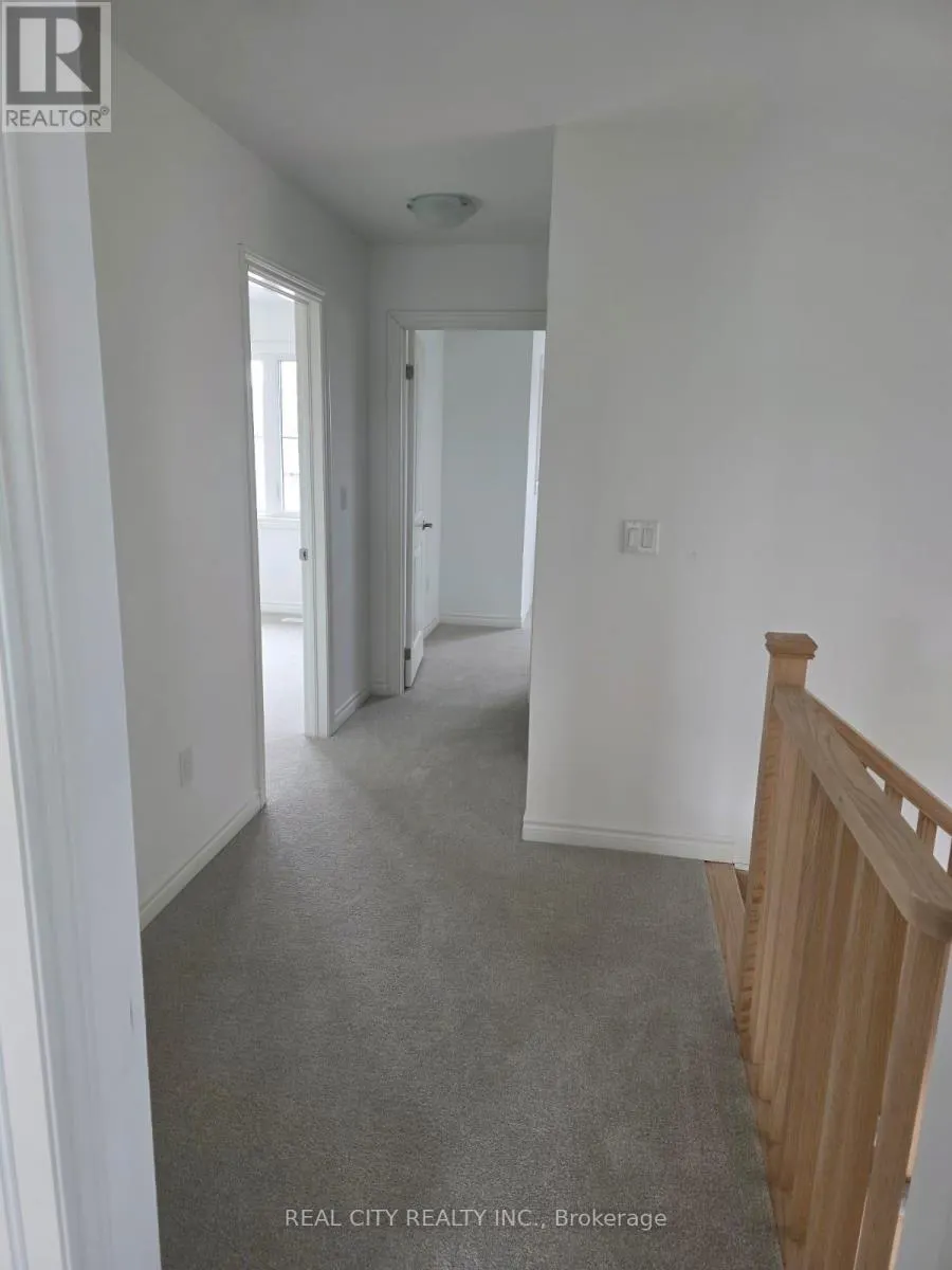 18 BRADDEN CRESCENT