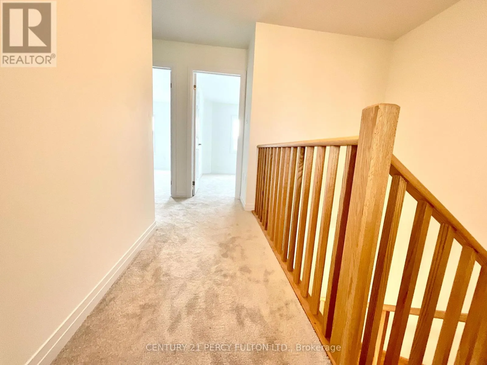 242 PORT CRESCENT