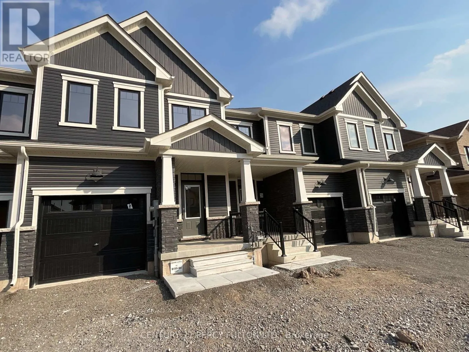 242 PORT CRESCENT