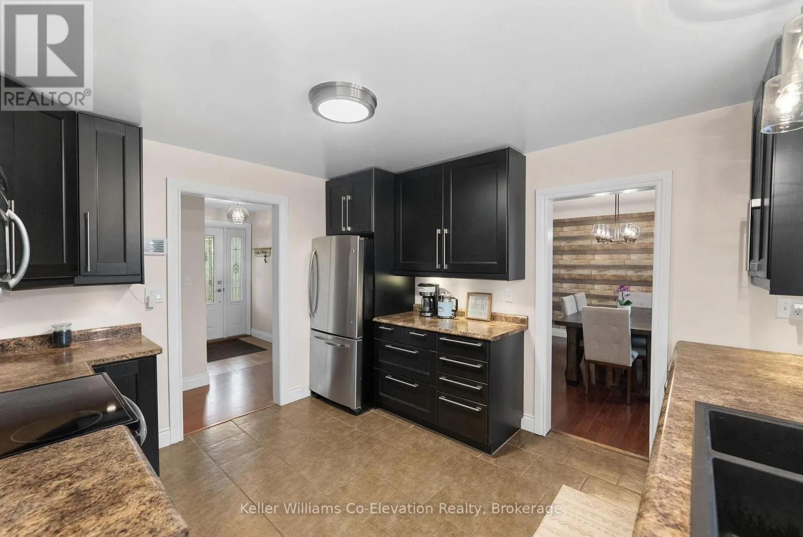 309 NOTRE-DAME STREET W