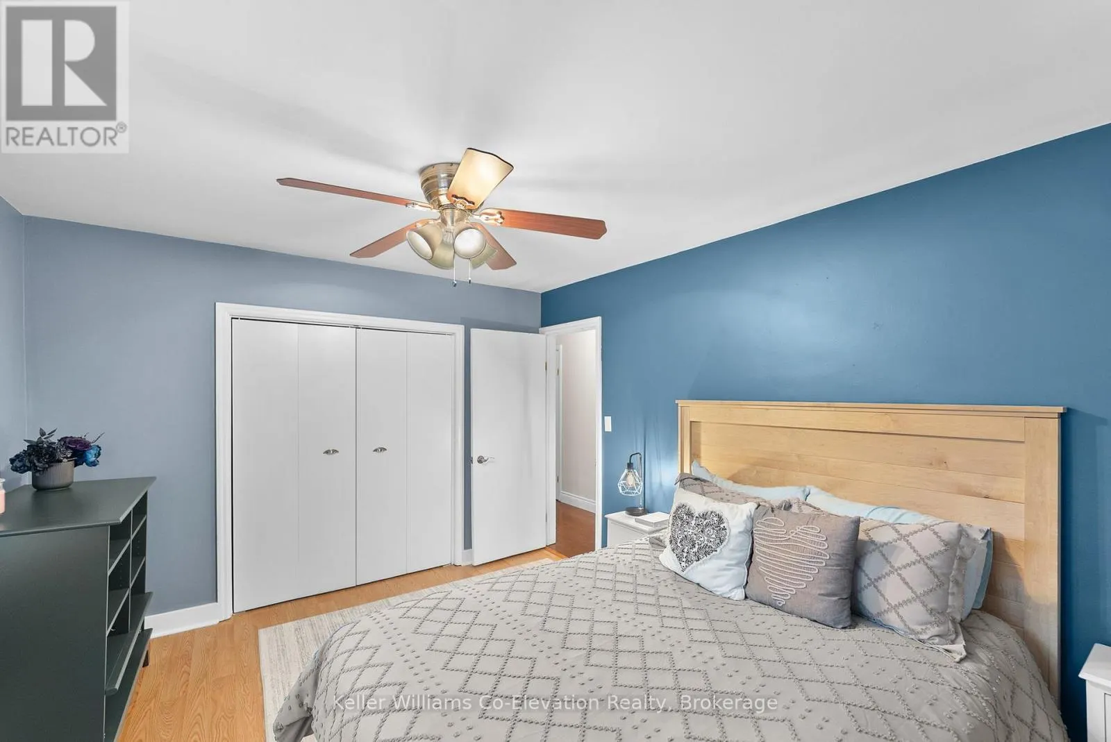 309 NOTRE-DAME STREET W