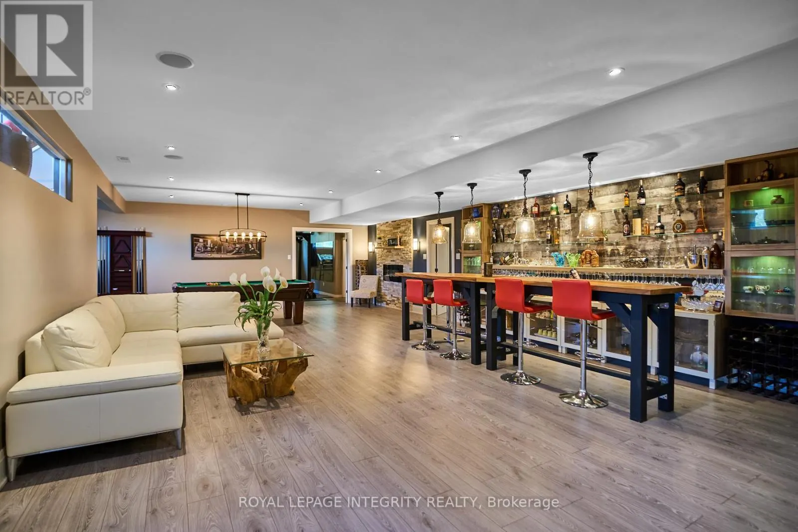 1954 CEDARLAKES WAY