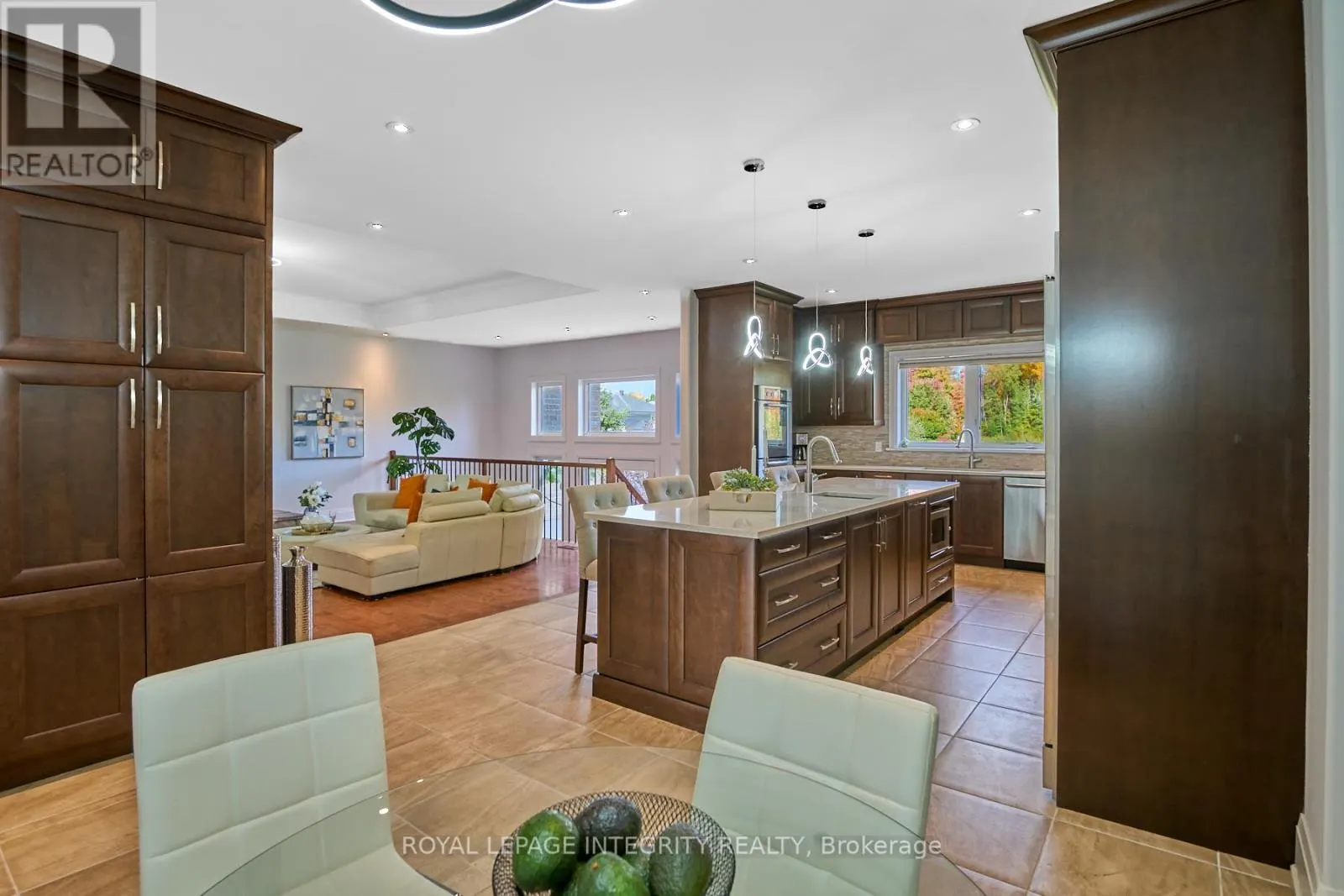 1954 CEDARLAKES WAY