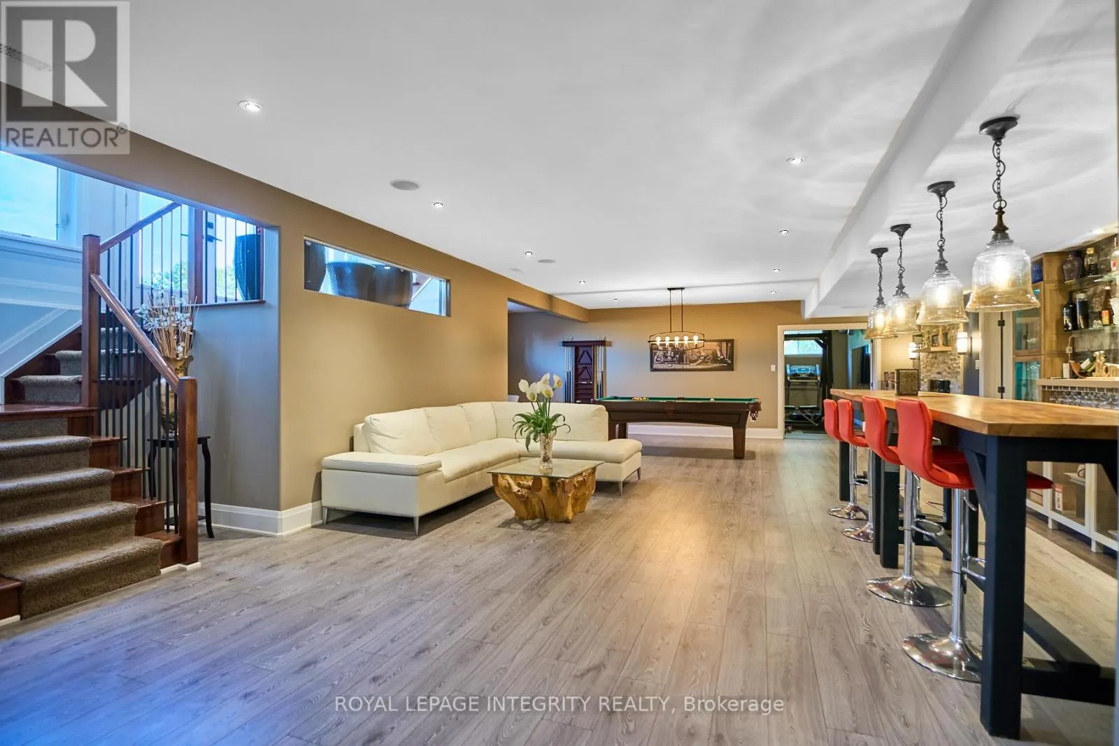 1954 CEDARLAKES WAY