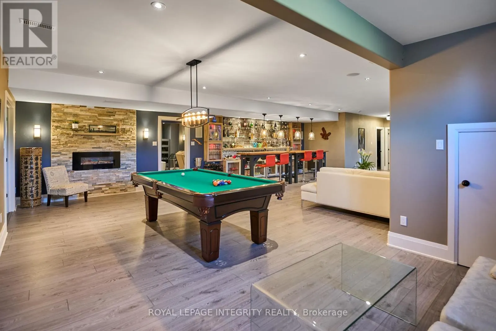 1954 CEDARLAKES WAY