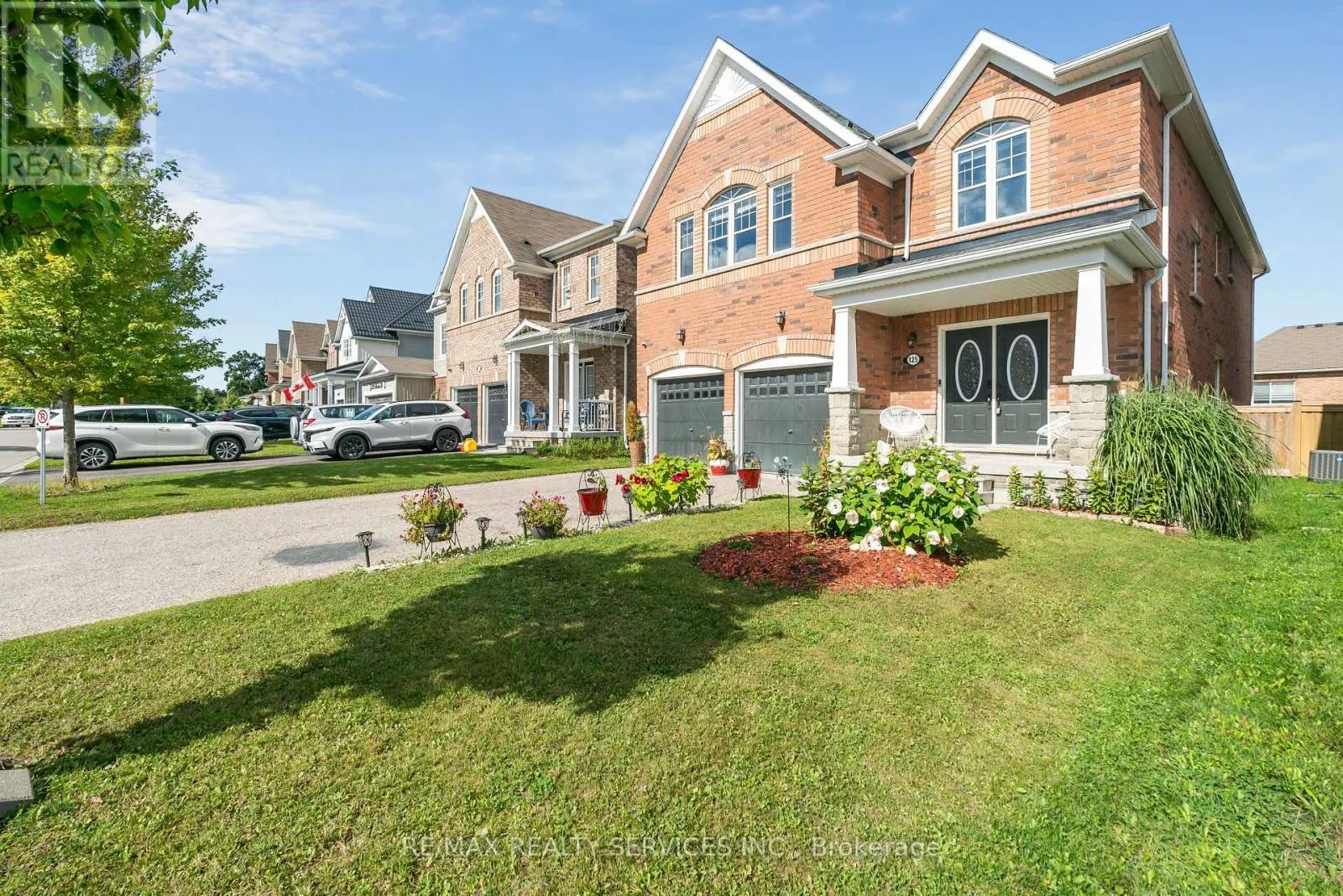 125 MORDEN DRIVE