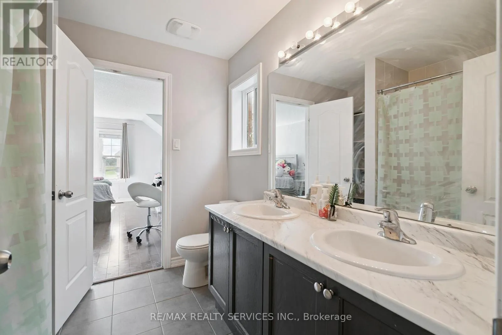 125 MORDEN DRIVE