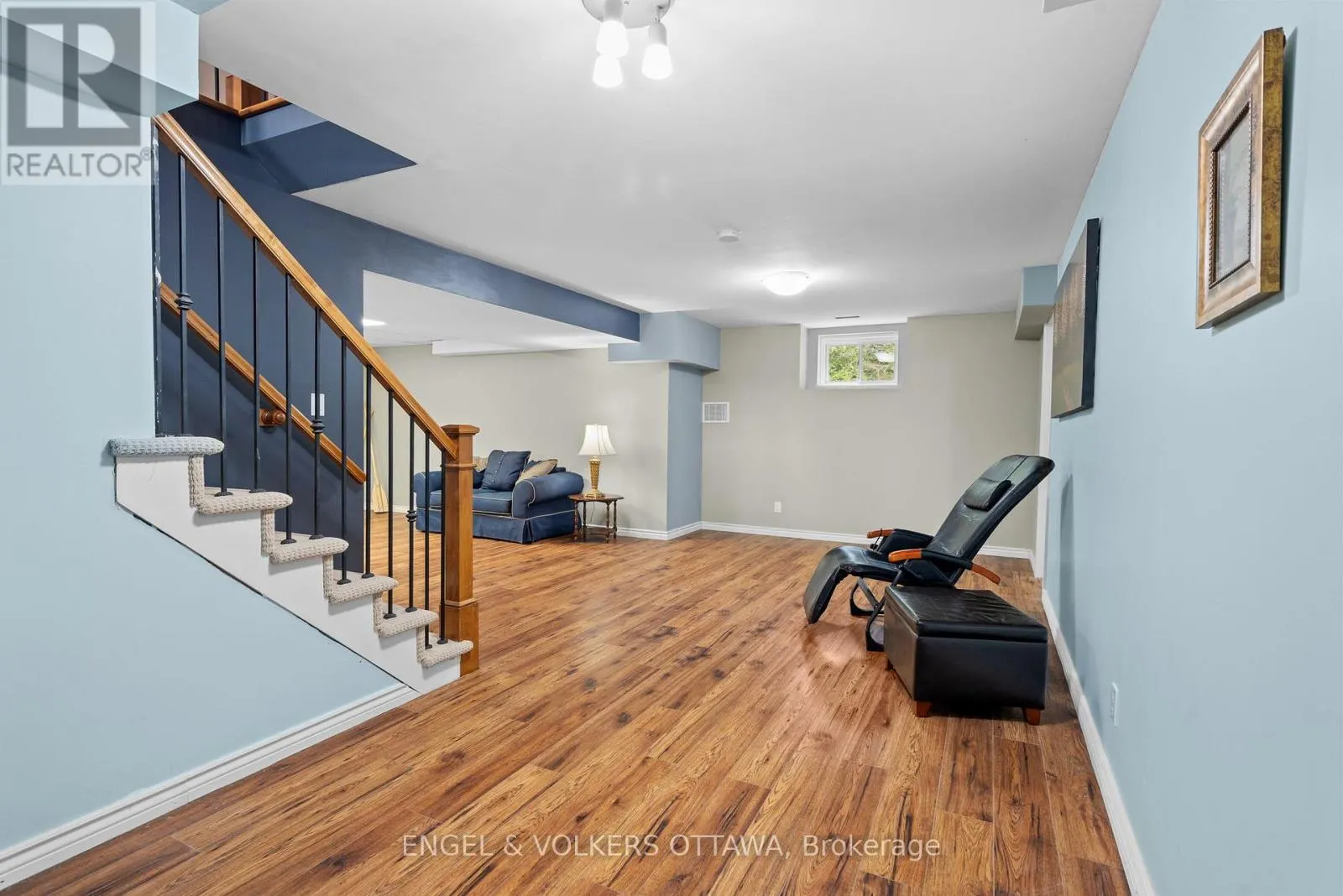 1313 OLD PERTH ROAD