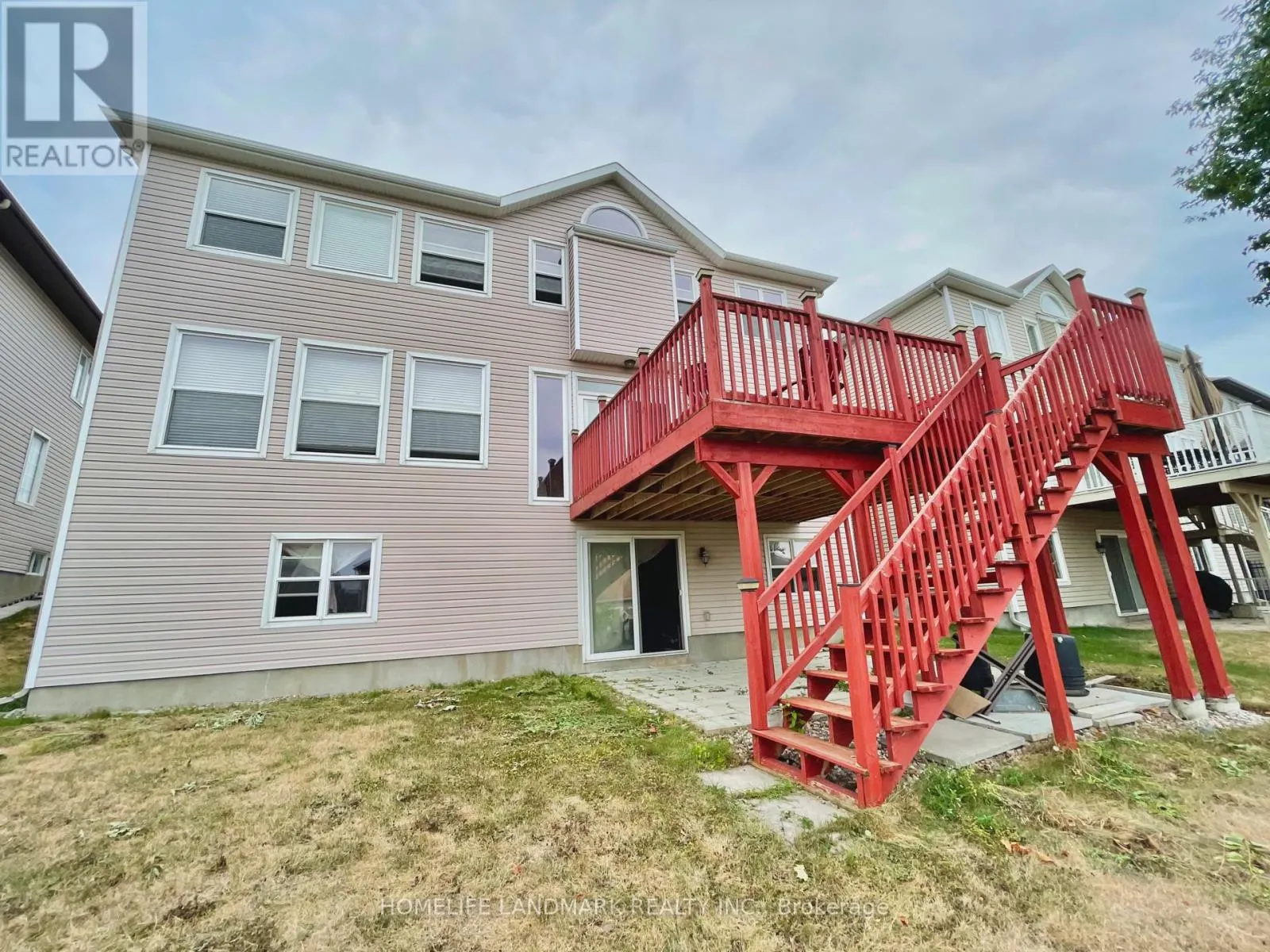 190 INGERSOLL CRESCENT