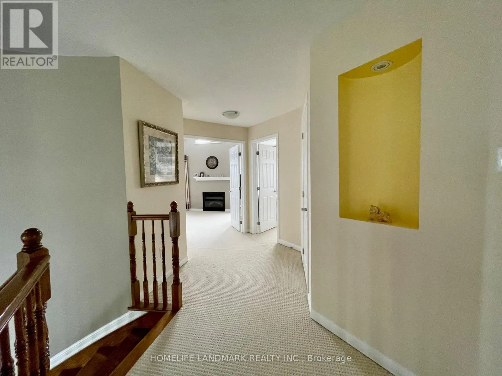 190 INGERSOLL CRESCENT