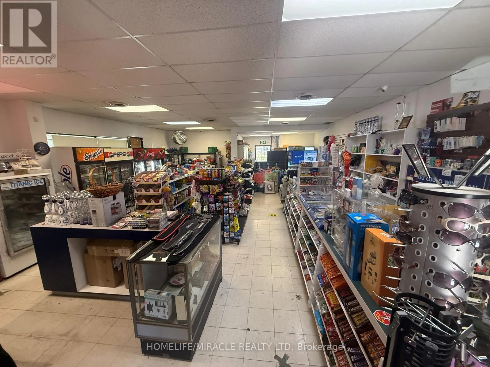 1 - 280 VICTORIA STREET N