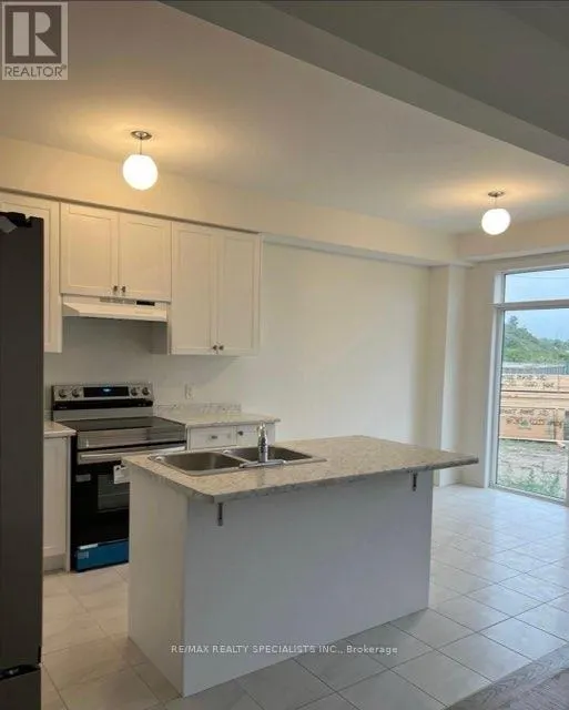 558 RED ELM ROAD